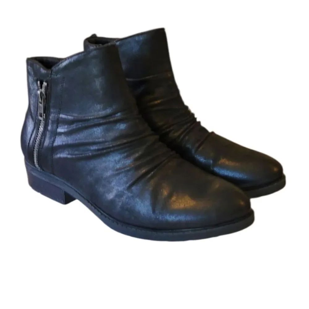 Baretraps Yuno Oiled Faux Leather Black Ruched Ankle Boots Size 8.5